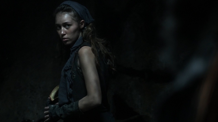 adc_tvshows_the100_206_007.jpg