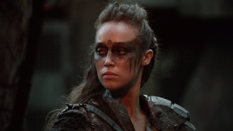 adc_tvshows_the100_209_077.jpg