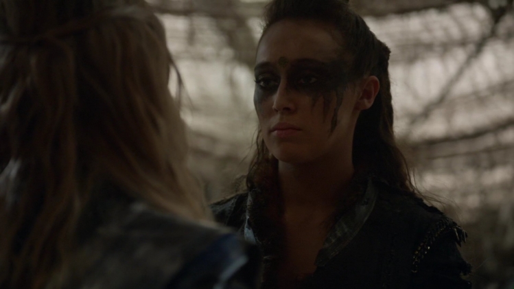 adc_tvshows_the100_214_076.jpg