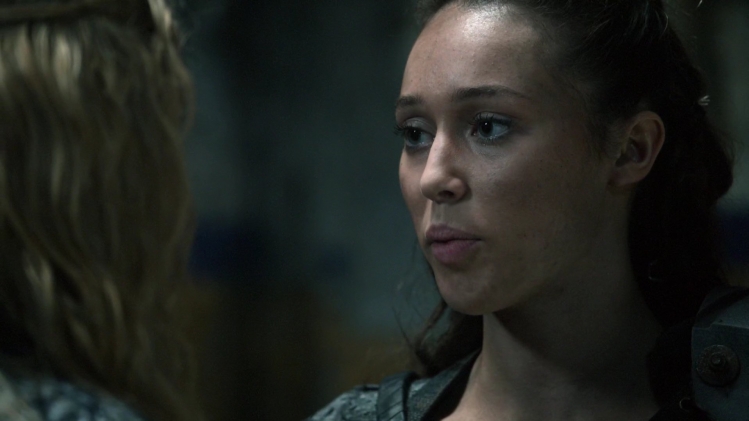 adc_tvshows_the100_212_044.jpg